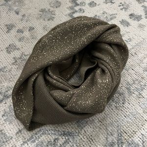 Tahari infinity scarf